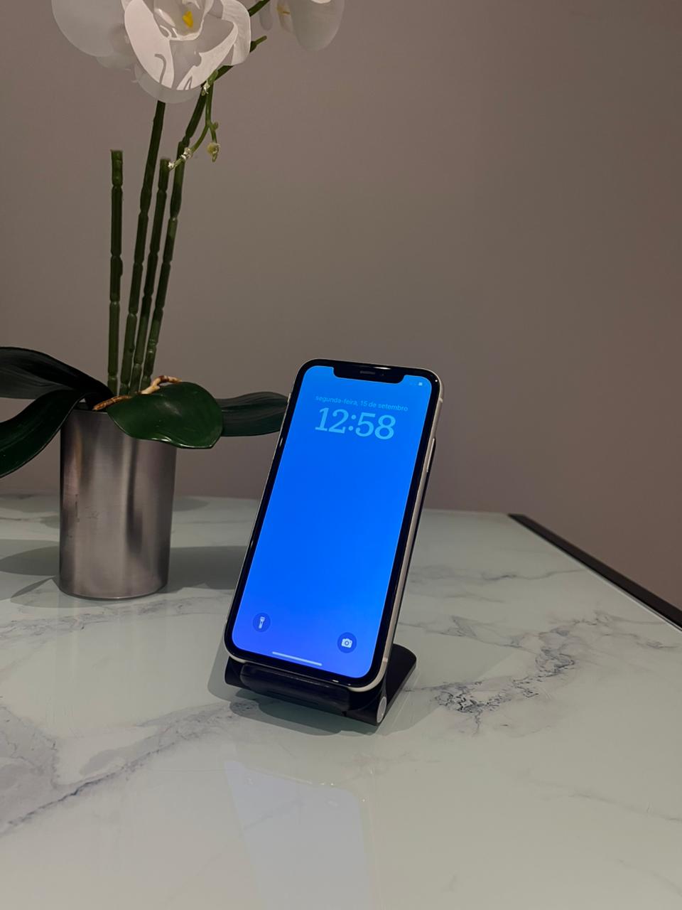iPhone 11 – 64GB – Branco - Imagem 1
