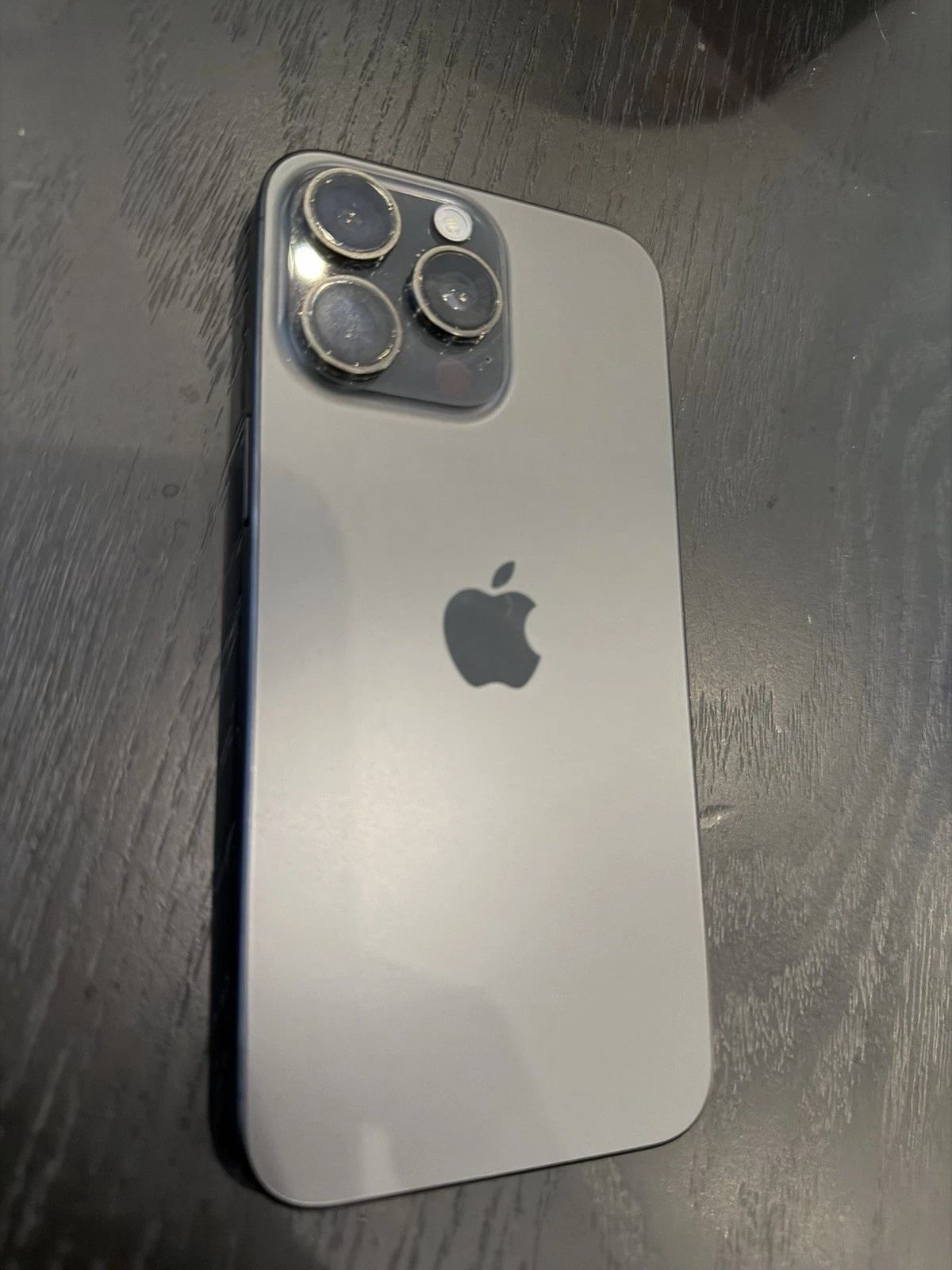 iPhone 16 Pro - Imagem 2