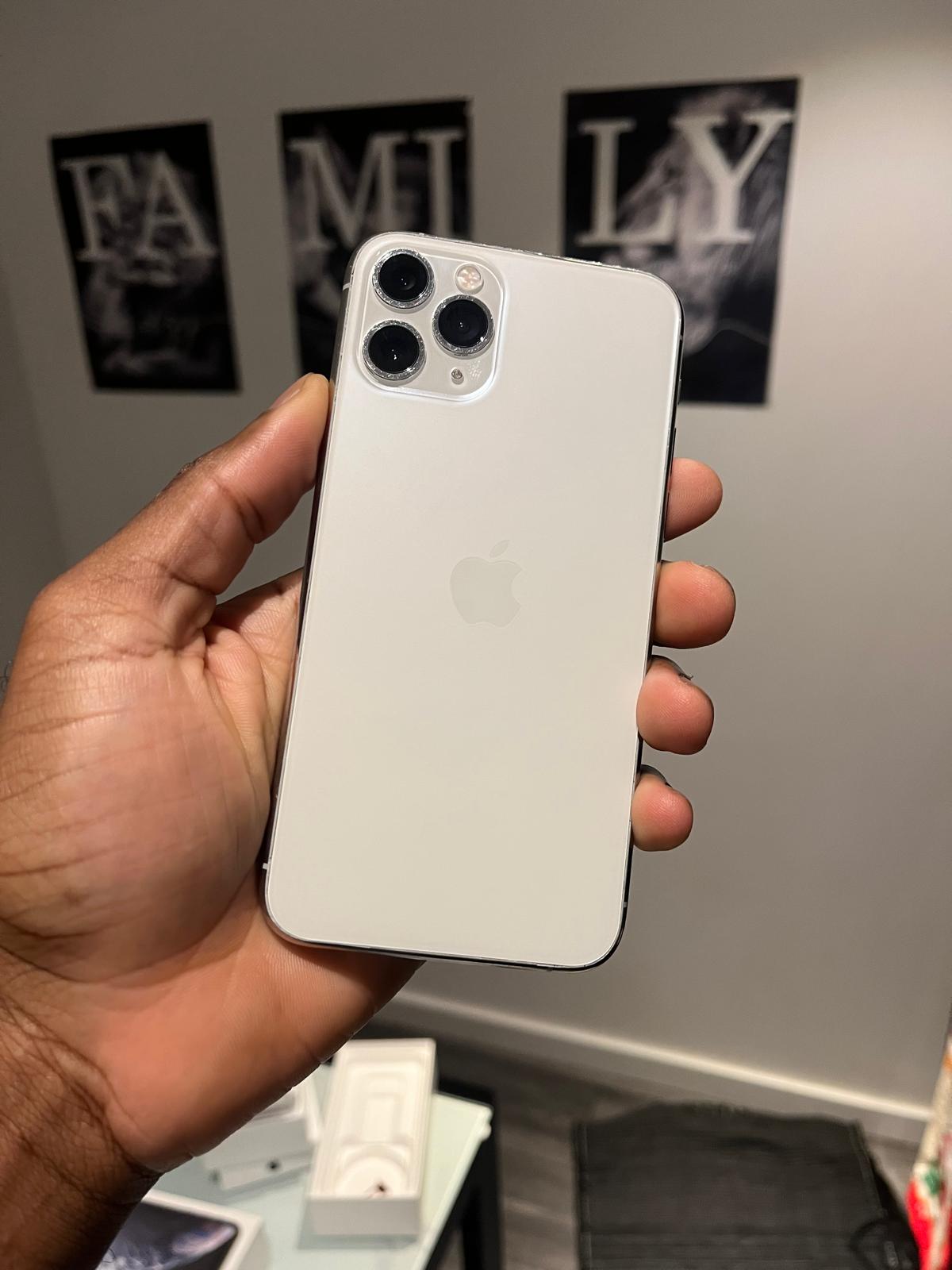 iPhone 11 pro - Imagem 2