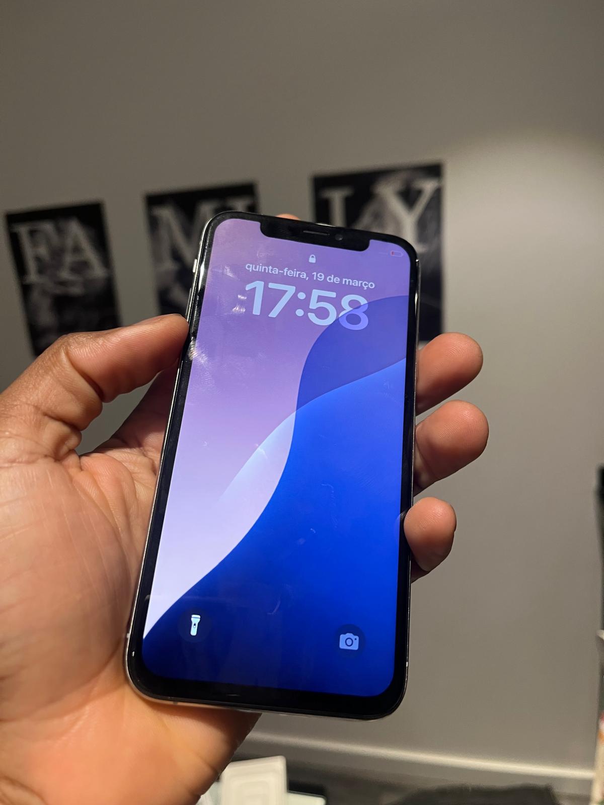 iPhone XS - Imagem 2